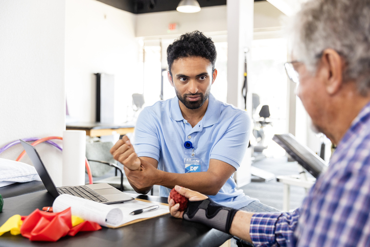 AI clinical scribe vs traditional documentation